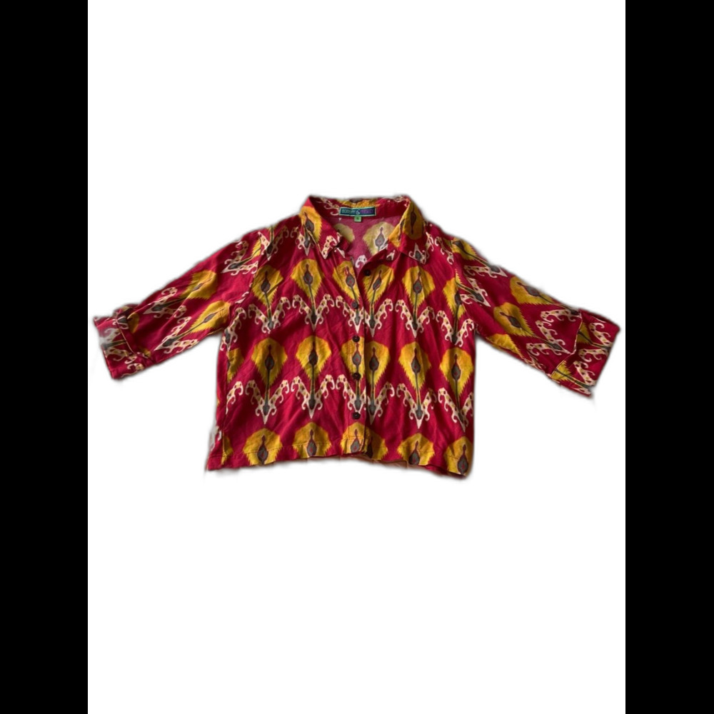 Red Ikat Short Sleeve Button-Up Shirt Rolled Sleeves Cropped Lightweight Sz S